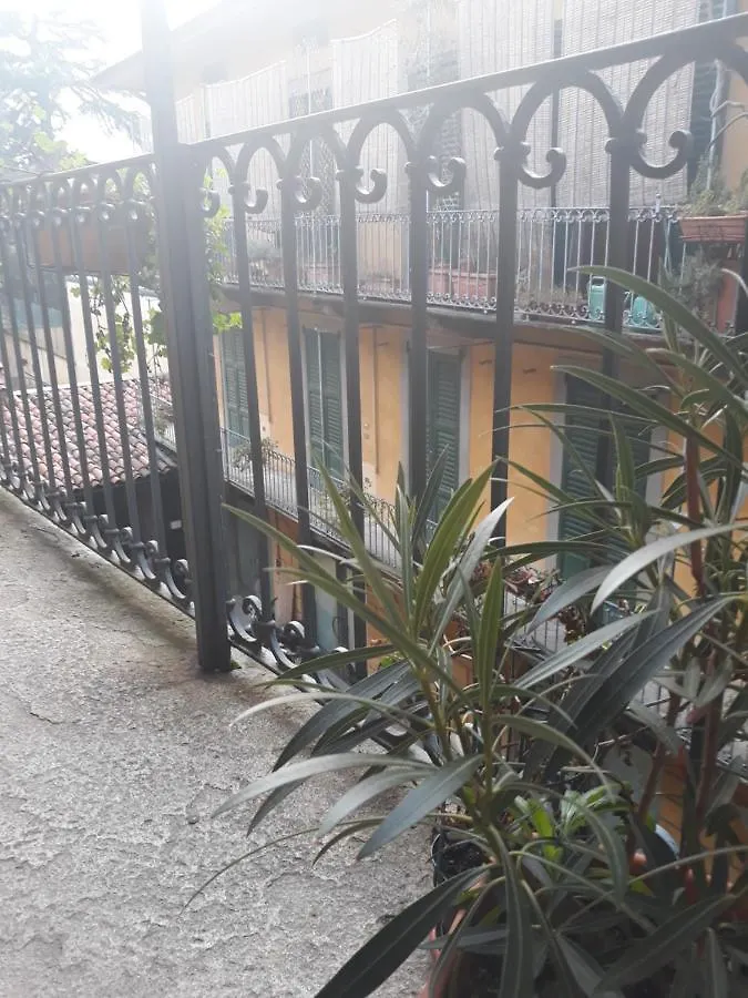 Romeo And Juliet Apartaments Bergamo Italy